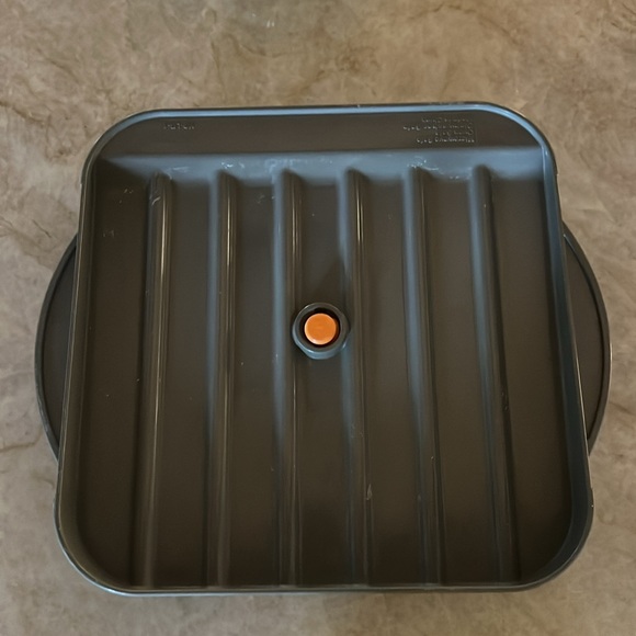 Microwave Crispy Bacon Cooker brand new, never used - Picture 2 of 3